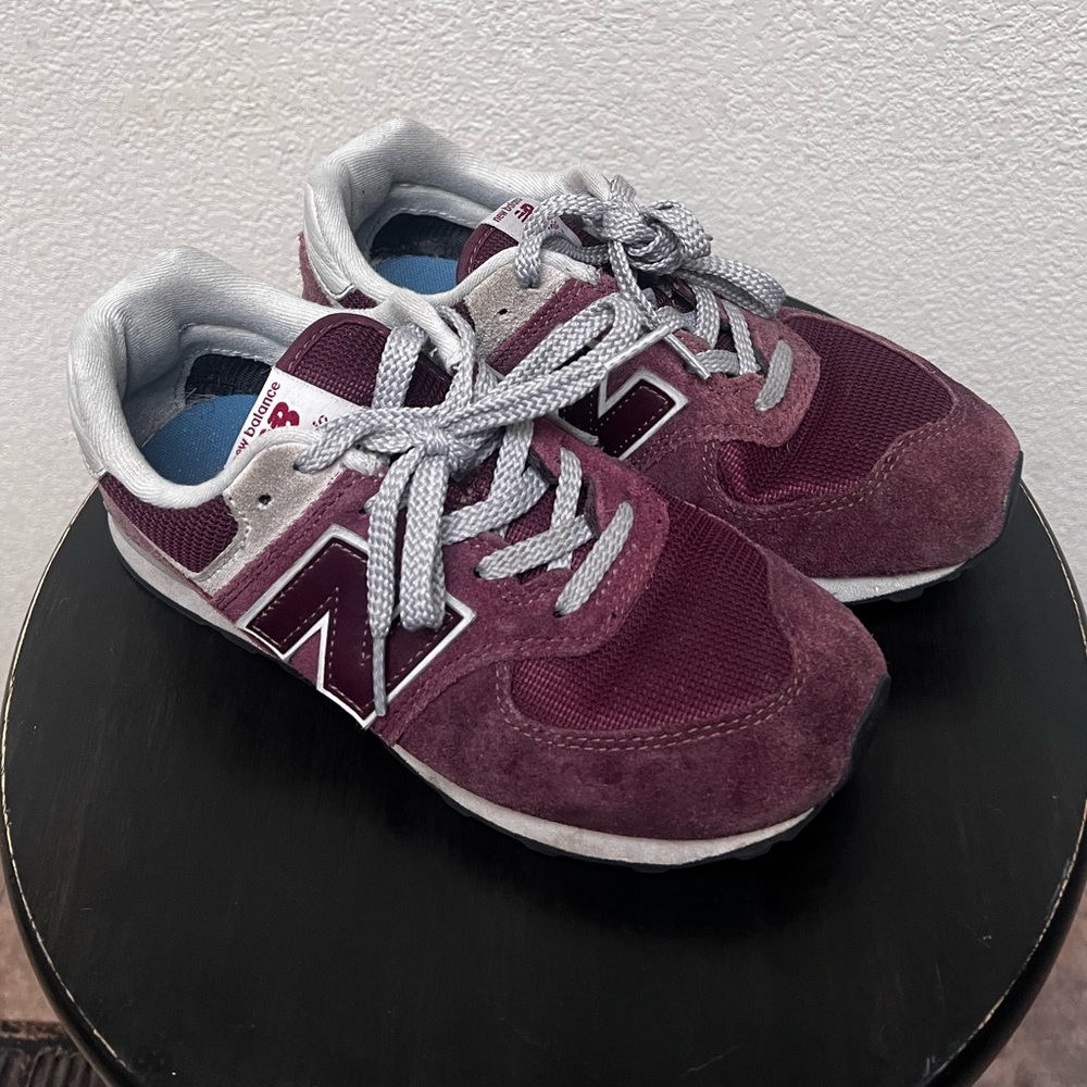 New Balance 564 - Burgundy